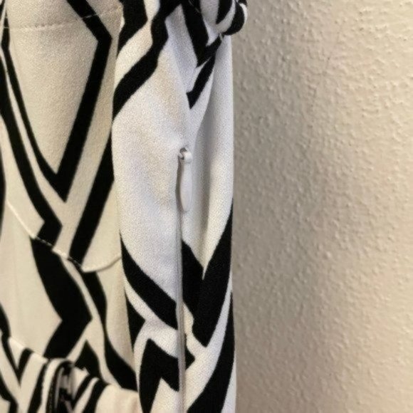 PRICE FIRM Vintage Black White Printed Jumpsuit | Size S/M - Picture 11 of 14